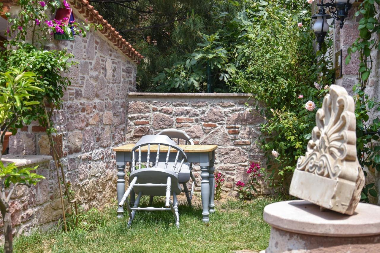 Lunaria Guest House Ayvalik Exterior photo