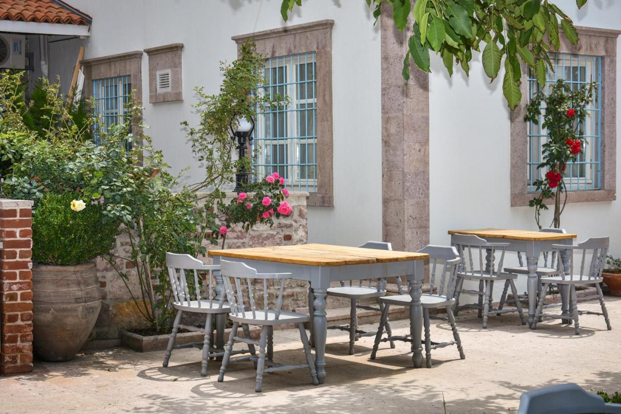 Lunaria Guest House Ayvalik Exterior photo