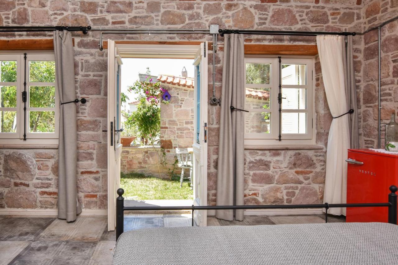 Lunaria Guest House Ayvalik Exterior photo