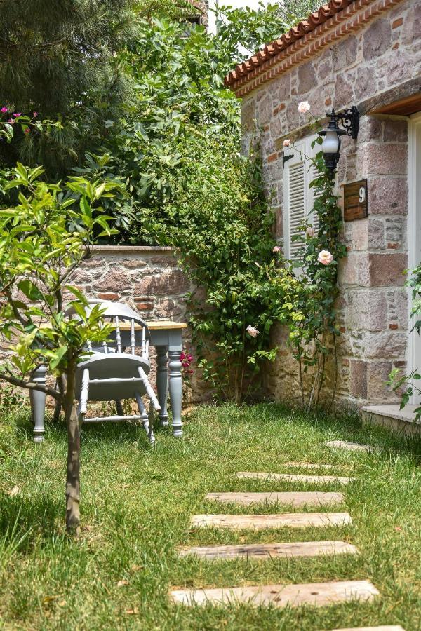 Lunaria Guest House Ayvalik Exterior photo