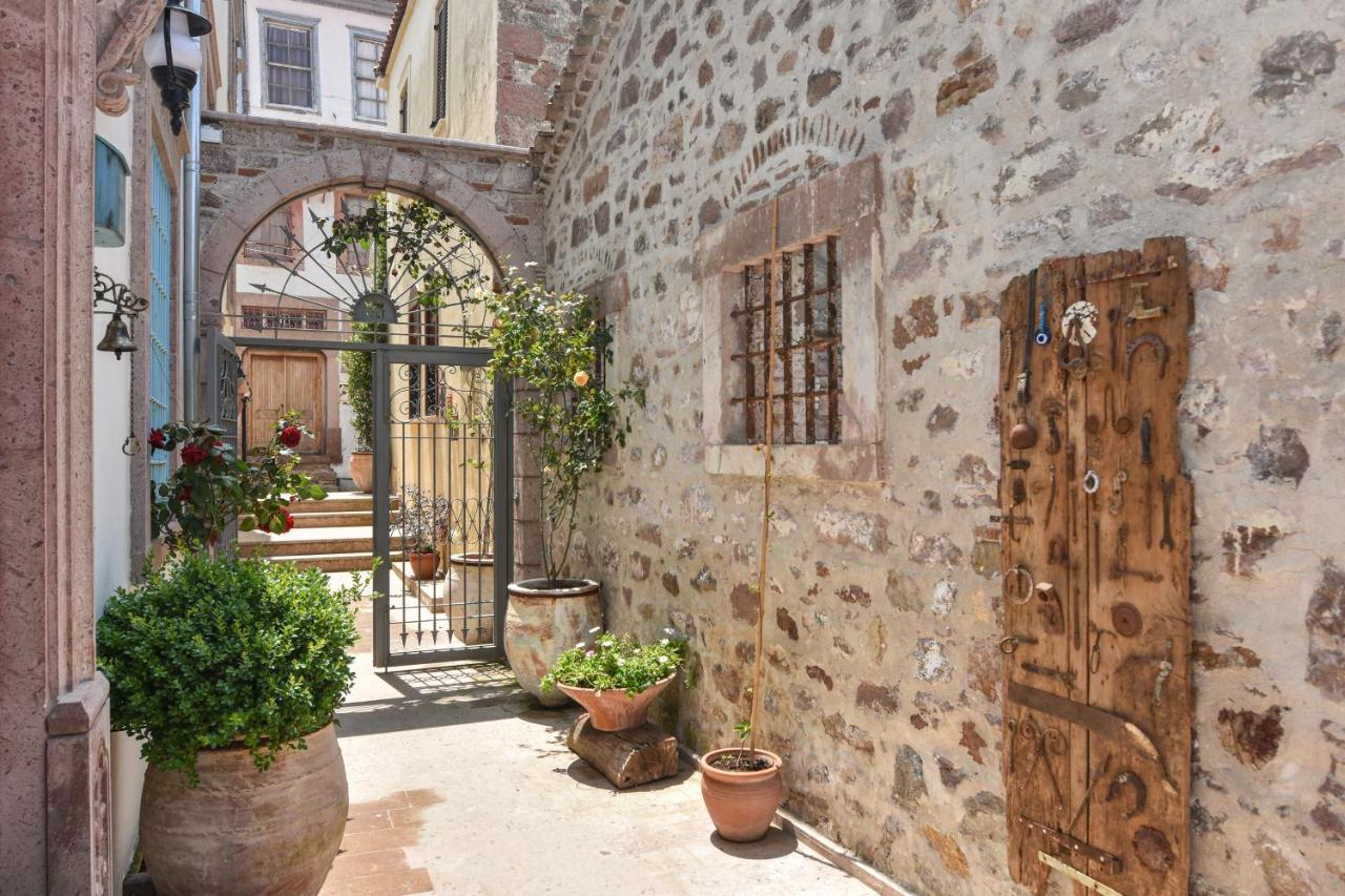 Lunaria Guest House Ayvalik Exterior photo